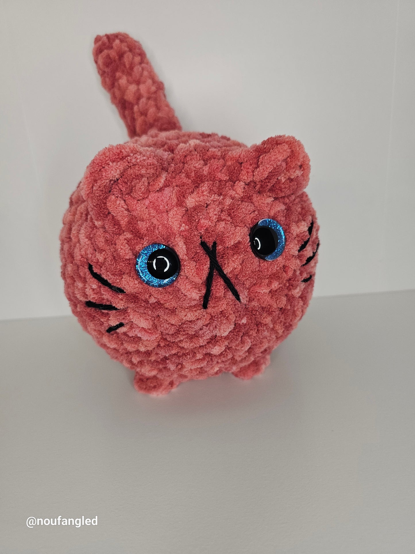 Amigurumi - Cat Loaf Red